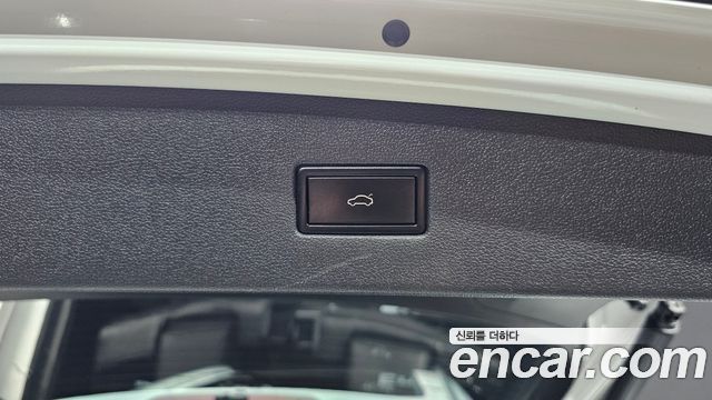 Volkswagen Tiguan Allspace 2.0 TDI Prestige 2020 — фото 32