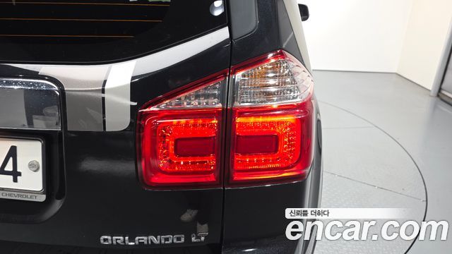 Chevrolet Orlando 1.6 Diesel Perfect Black 2016 — фото 29