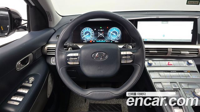 Hyundai Nexo Premium 2023 — фото 13