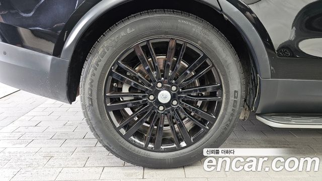 Land Rover Discovery 5 3.0 SD6 HSE Luxury 2020 — фото 5