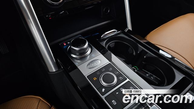 Land Rover Discovery 5 3.0 SD6 HSE Luxury 2020 — фото 9