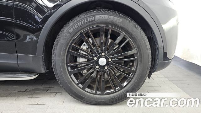 Land Rover Discovery 5 3.0 SD6 HSE Luxury 2020 — фото 21