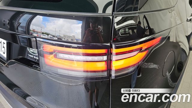 Land Rover Discovery 5 3.0 SD6 HSE Luxury 2020 — фото 23