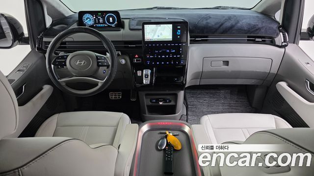 Hyundai Staria 4WD Lounge 9-Seater Limousine 2025 — фото 7