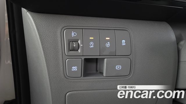 Hyundai Staria 4WD Lounge 9-Seater Limousine 2025 — фото 19