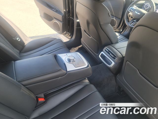 Genesis G80 (RG3) Gasoline 2.5 Turbo 2WD 2026 — фото 15