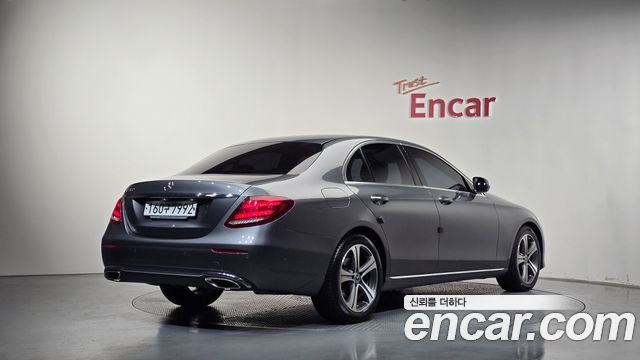 Mercedes-Benz E-Class (W213) E300 Avantgarde 2019 — фото 2