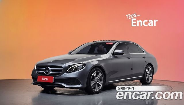 Mercedes-Benz E-Class (W213) E300 Avantgarde 2019 — фото 1
