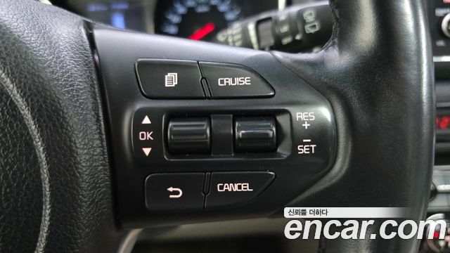 Kia Carnival 9-Seater Luxury 2019 — фото 17