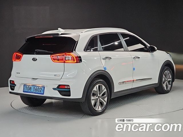 Kia Niro EV Noblesse 2019 — фото 4