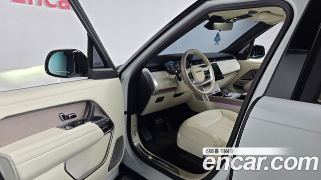 Land Rover Range Rover (V) P550E AB 2025 — фото 10