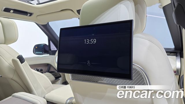 Land Rover Range Rover (V) P550E AB 2025 — фото 12