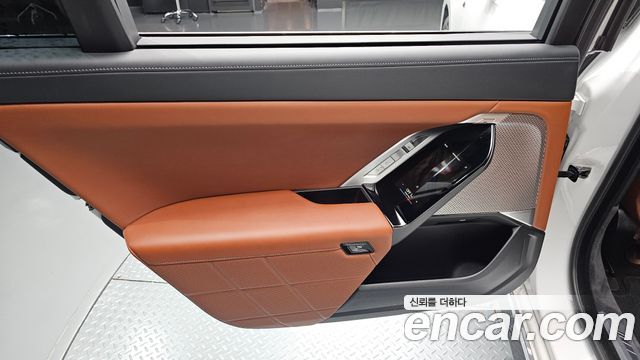 BMW 7 Series (G70) 740i xDrive M Sport 2024 — фото 31