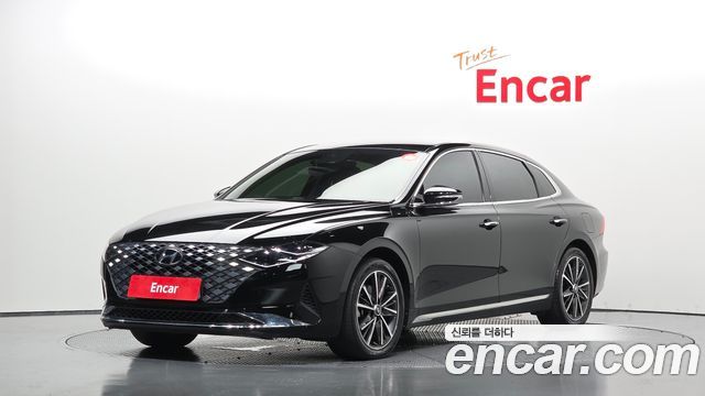 Hyundai Grandeur (IG) 3.0 LPi Rent Car Premium