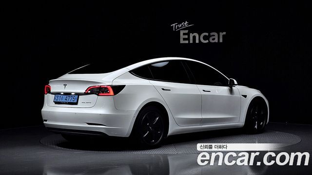 Tesla Model 3 Long Range AWD 2022 — фото 2