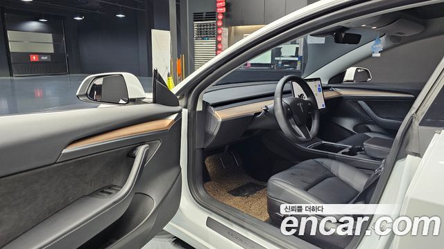 Tesla Model 3 Long Range AWD 2022 — фото 10