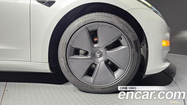 Tesla Model 3 Long Range AWD 2022 — фото 27