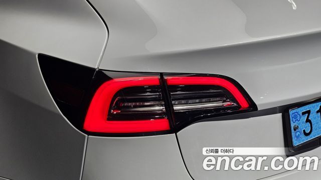 Tesla Model 3 Long Range AWD 2022 — фото 29