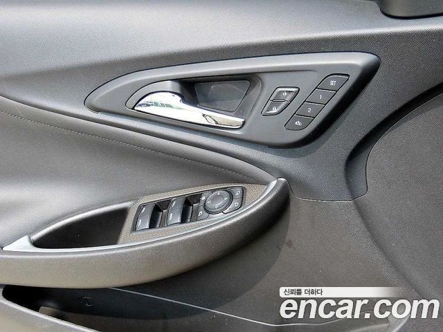 Chevrolet Malibu 1.3 Turbo LT Deluxe 2019 — фото 15