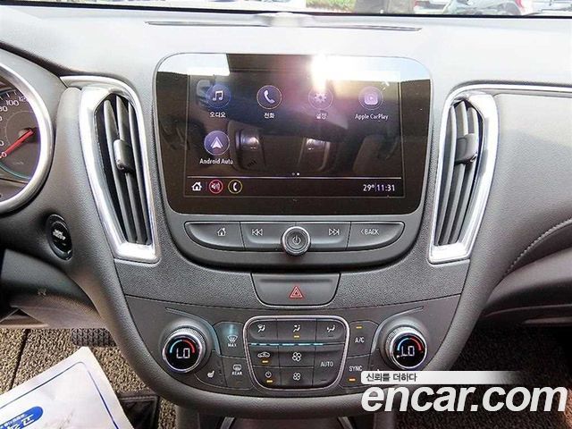 Chevrolet Malibu 1.3 Turbo LT Deluxe 2019 — фото 17
