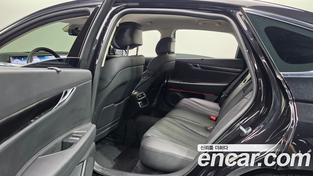 Genesis G80 (RG3) Gasoline 2.5 Turbo AWD 2025 — фото 11