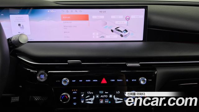 Genesis G80 (RG3) Gasoline 2.5 Turbo AWD 2025 — фото 12