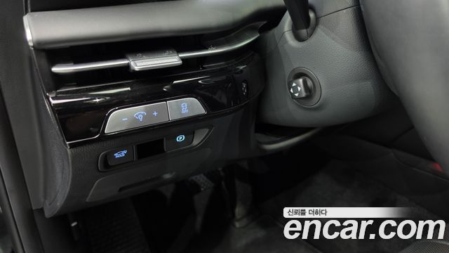 Genesis G80 (RG3) Gasoline 2.5 Turbo AWD 2025 — фото 20