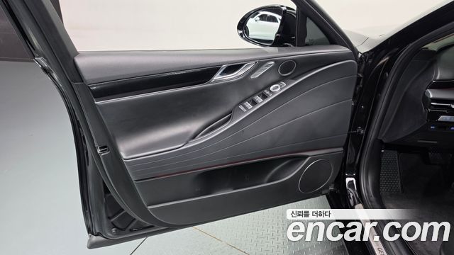 Genesis G80 (RG3) Gasoline 2.5 Turbo AWD 2025 — фото 24