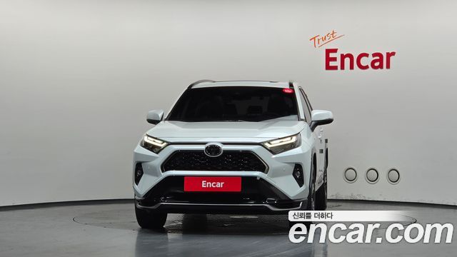 Toyota RAV4 (V) 2.5 4WD PHEV XSE 2025 — фото 3