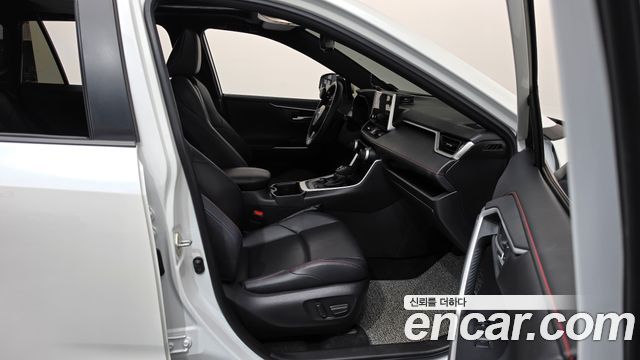 Toyota RAV4 (V) 2.5 4WD PHEV XSE 2025 — фото 11