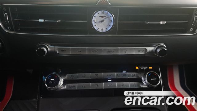 Genesis G90 3.8 AWD Premium Luxury 2019 — фото 15