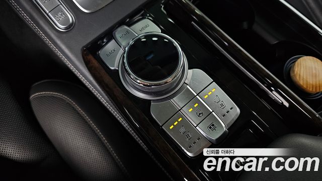 Genesis G90 3.8 AWD Premium Luxury 2019 — фото 16