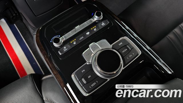 Genesis G90 3.8 AWD Premium Luxury 2019 — фото 18