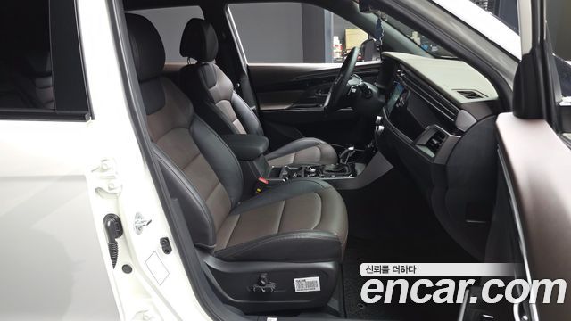 KG Mobility (SsangYong) Beautiful Korando Gasoline 1.5 2WD C7 Black Edition 2025 — фото 11