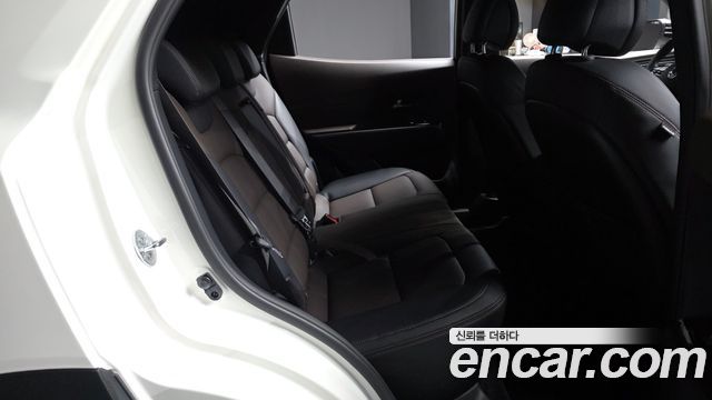KG Mobility (SsangYong) Beautiful Korando Gasoline 1.5 2WD C7 Black Edition 2025 — фото 12