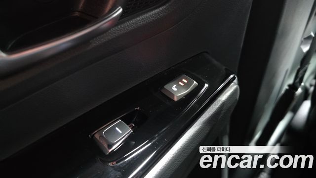 KG Mobility (SsangYong) Beautiful Korando Gasoline 1.5 2WD C7 Black Edition 2025 — фото 28