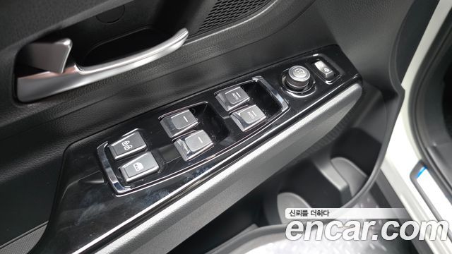 KG Mobility (SsangYong) Beautiful Korando Gasoline 1.5 2WD C7 Black Edition 2025 — фото 29