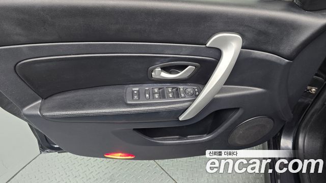 Renault Korea SM5 Platinum SE Standard 2013 — фото 24
