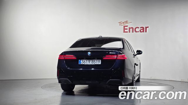 BMW 5 Series (G60) 520i M Sport 2026 — фото 4