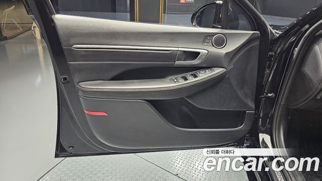 Hyundai Sonata (DN8) 1.6 Turbo Premium Plus 2022 — фото 24