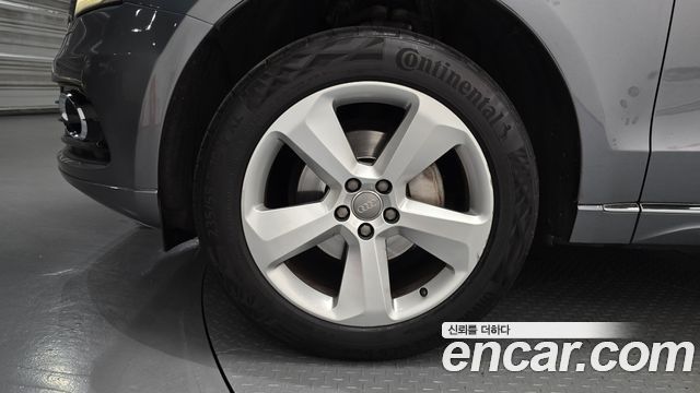 Audi Q5 2.0 TDI Quattro Dynamic 8R 2013 — фото 5