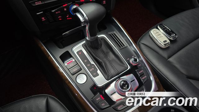 Audi Q5 2.0 TDI Quattro Dynamic 8R 2013 — фото 9