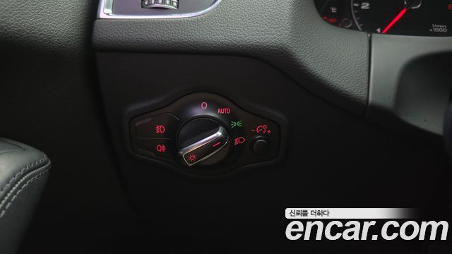 Audi Q5 2.0 TDI Quattro Dynamic 8R 2013 — фото 17