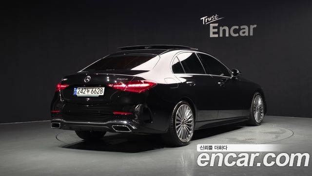 Mercedes-Benz C-Class (W206) C300 4MATIC AMG Line 2023 — фото 2