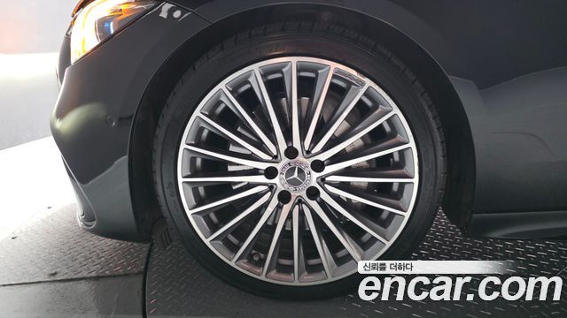Mercedes-Benz C-Class (W206) C300 4MATIC AMG Line 2023 — фото 5