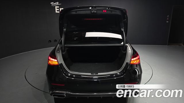 Mercedes-Benz C-Class (W206) C300 4MATIC AMG Line 2023 — фото 24