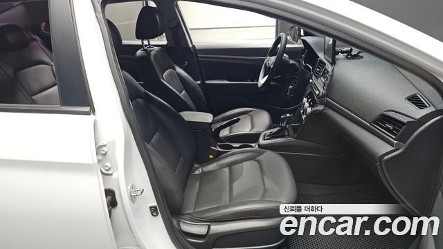 Hyundai Avante (AD) 1.6 Style 2020 — фото 12