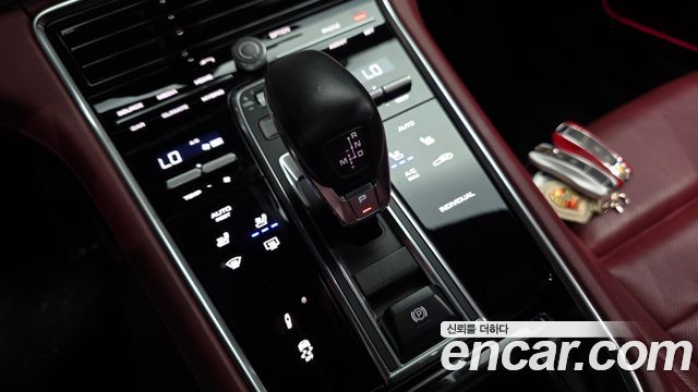 Porsche Panamera (971) 2.9 AWD E-Hybrid 2020 — фото 9