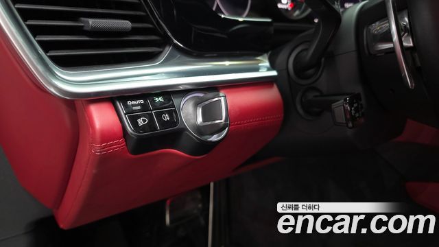Porsche Panamera (971) 2.9 AWD E-Hybrid 2020 — фото 29