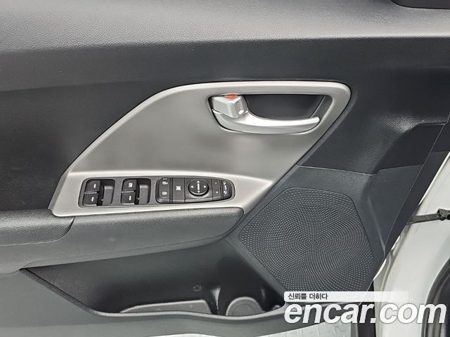 Kia Niro Plus Earth 2023 — фото 20